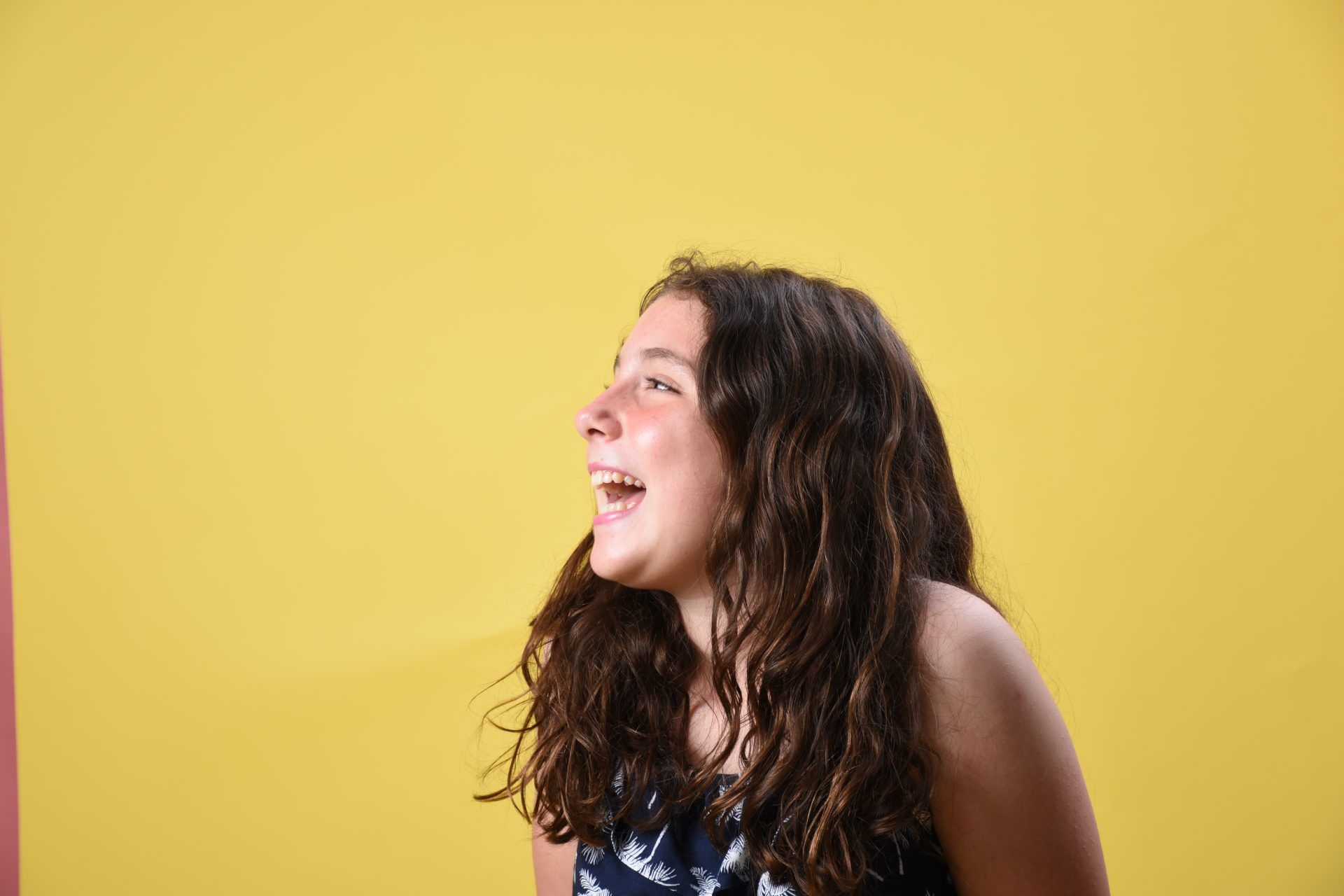 Niña sonriendo